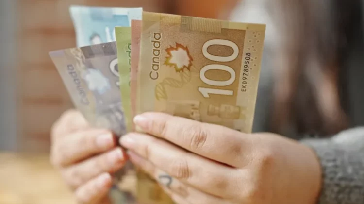 Quebec’s minimum wage increases next week — how does it measure up across Canada?