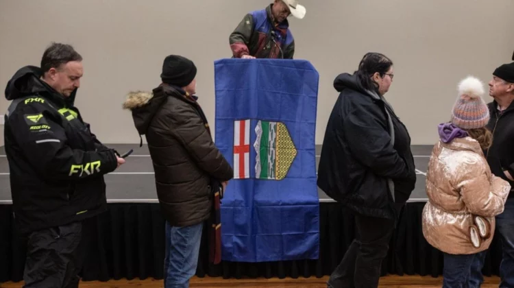 Alberta separatists set to submit thousands of signatures for referendum petition