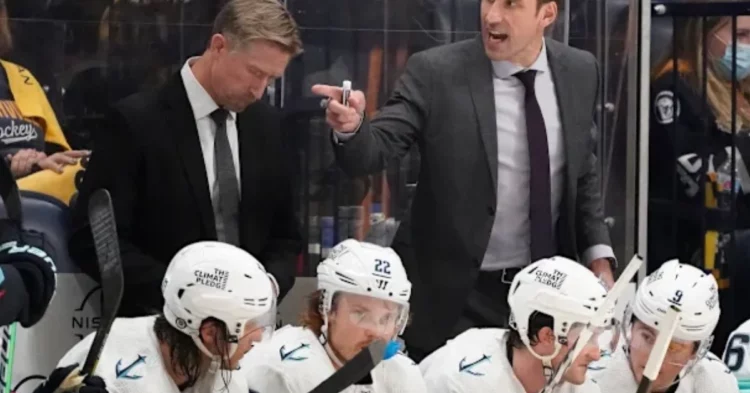 Bruins assistant coach emerging as unexpected NHL head coaching candidate