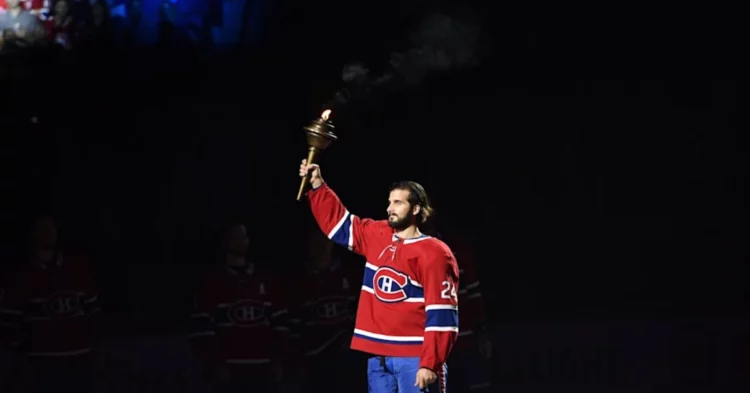 Canadiens legend Larry Robinson hoists torch, thrills Bell Centre ahead of Game 6